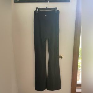 Brand new lululemon nulu leggings